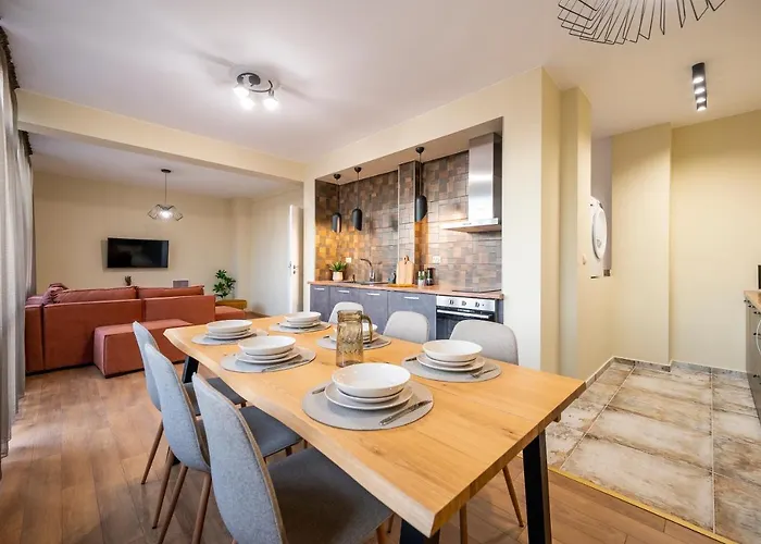 Three Lilies * פלובדיב