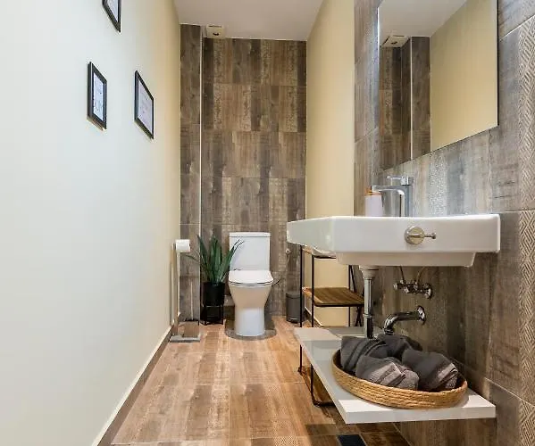 Three Lilies פלובדיב